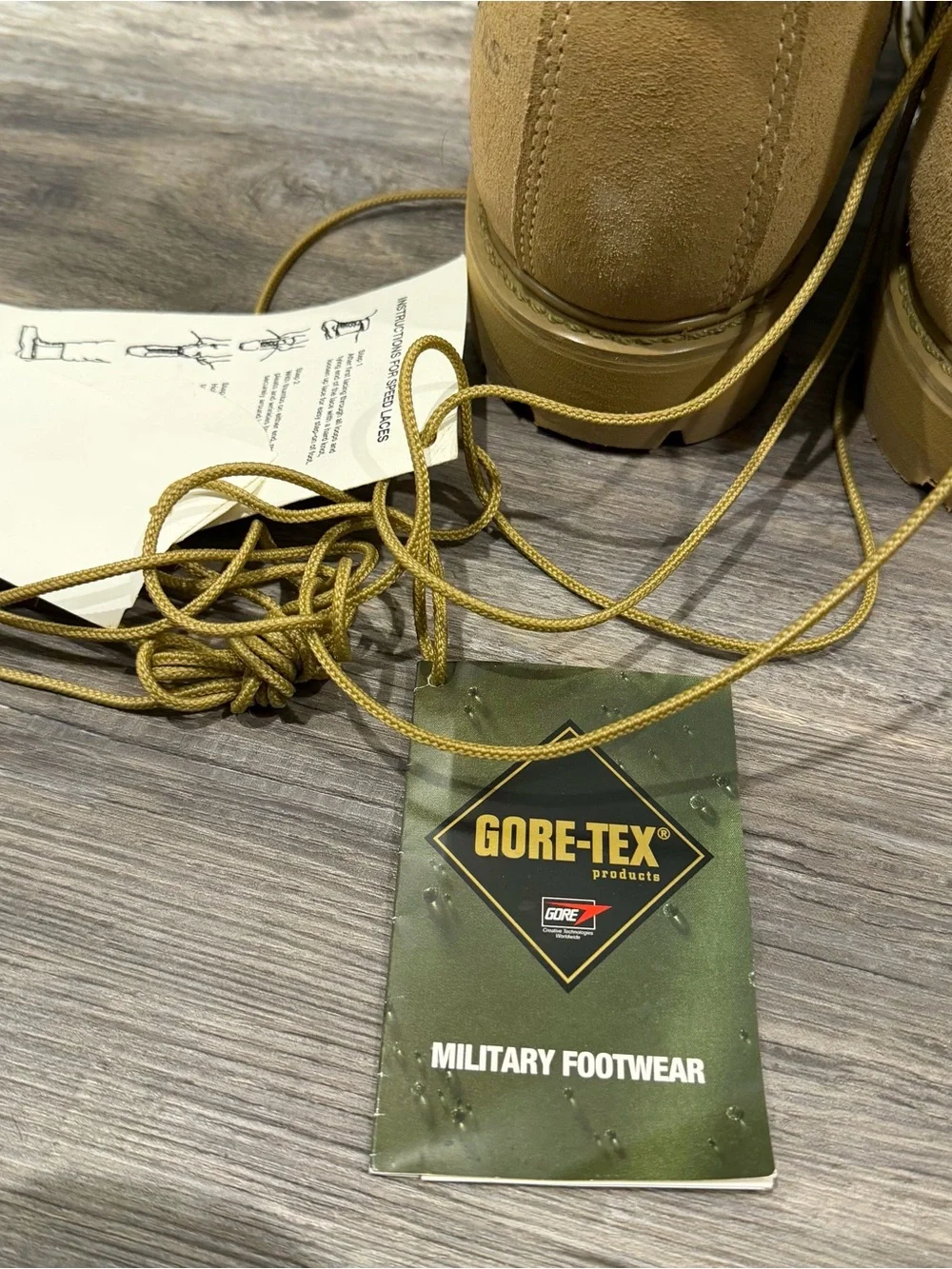 Bates Gore-Tex NWOB Military Combat Desert Tan Boots, men’s 11.5 XW